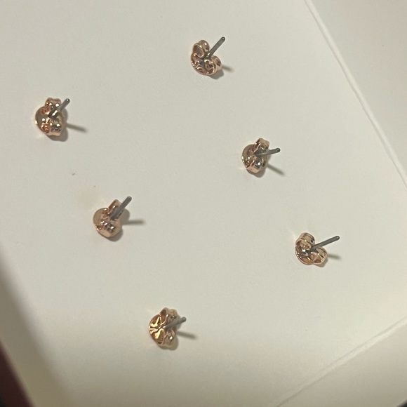 NWT COACH NEW YORK Signature Stud Earrings Set - Picture 3 of 6